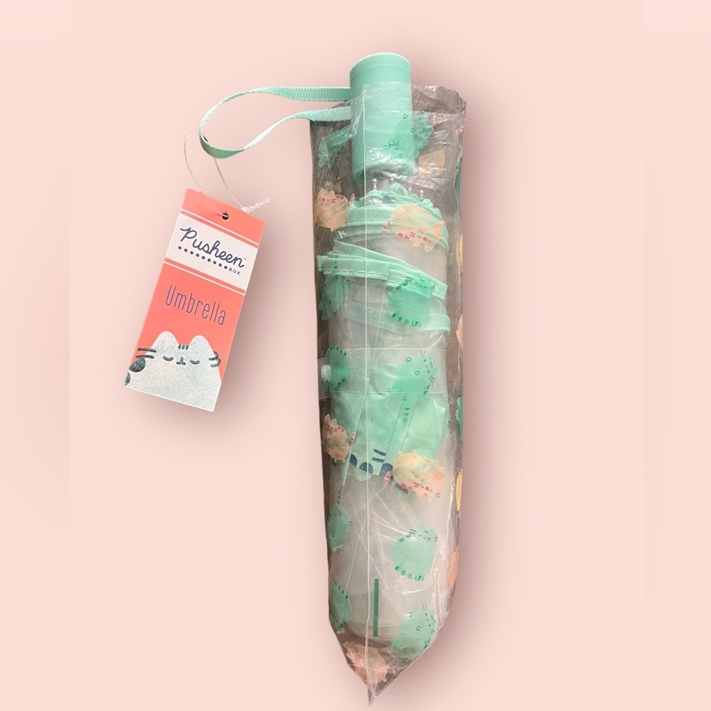 NWT Pusheen umbrella